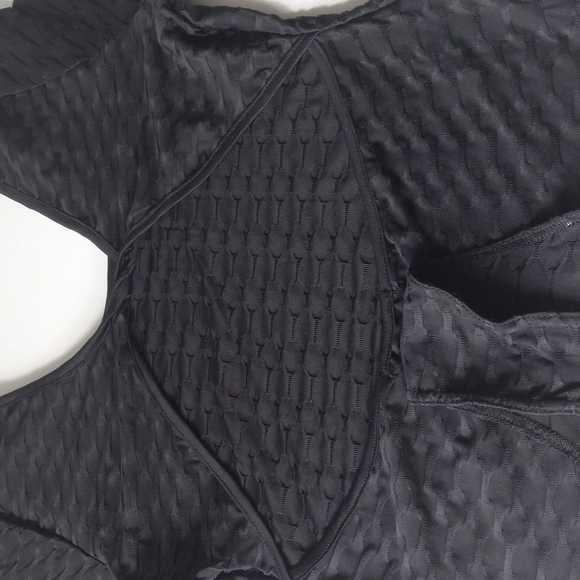 BODYSUIT BACKLESS SCOOP BRAND Super Cute Design NEW! - Picture 8 of 8